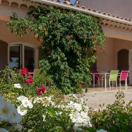 La Des Ames Liees Bed & Breakfast