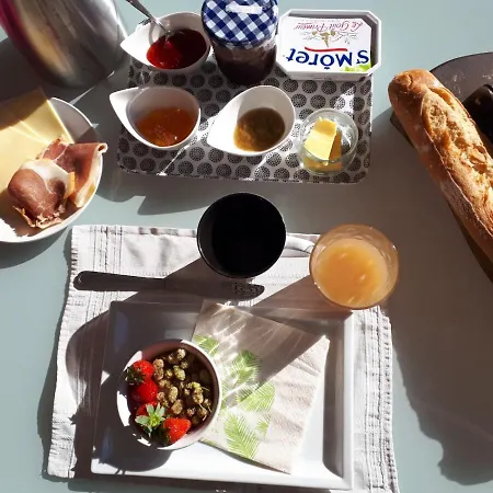 La Des Ames Liees Bed & Breakfast