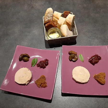 La Des Ames Liees Bed & Breakfast 4*